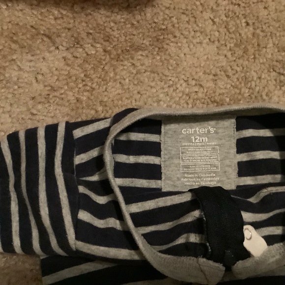 Carter’s baby pajamas set of 3 - Picture 5 of 7